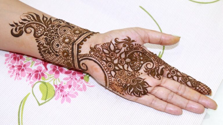 Henna Services in Dubai